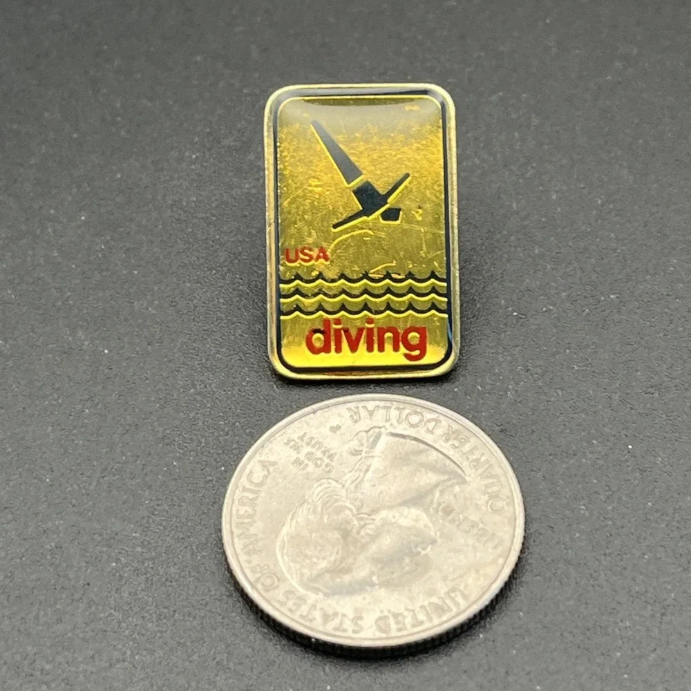 Vintage Olympics Diving Event Team USA‎ Lapel Hat Pin